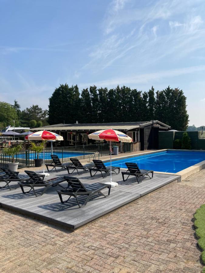 Woodlodge High Chaparral Oorsbeek Exterior foto